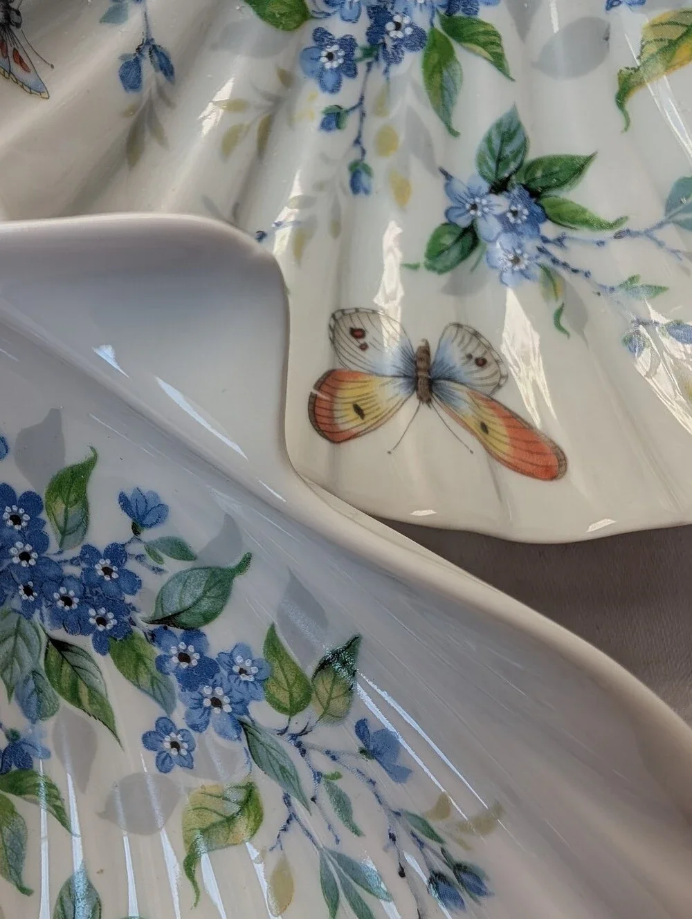 Limoges Porcelain Floral Shell-Shaped Plates Trinket Dishes - 2